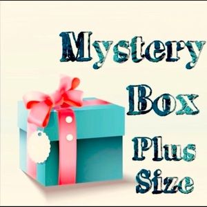 XXL/1X mystery box with 14 items 🤯